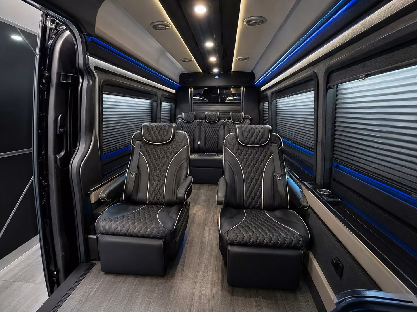hotel airport shuttles for groups staying across fayetteville and bentonville