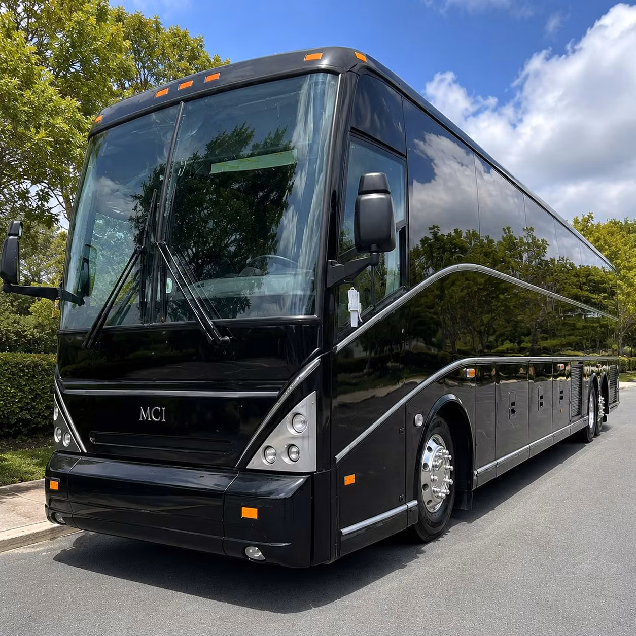 planning a wedding at an ozarks venue a charter bus handles the drive