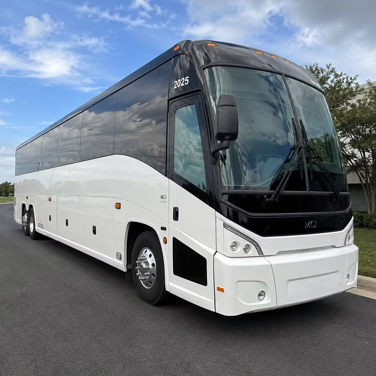 razorback game day and university of arkansas corporate hospitality transportation